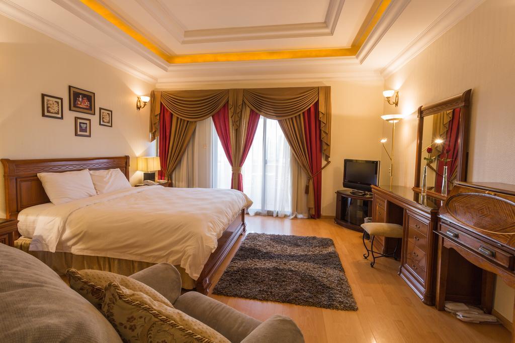 New Park Hotel Kuwait City Exterior photo